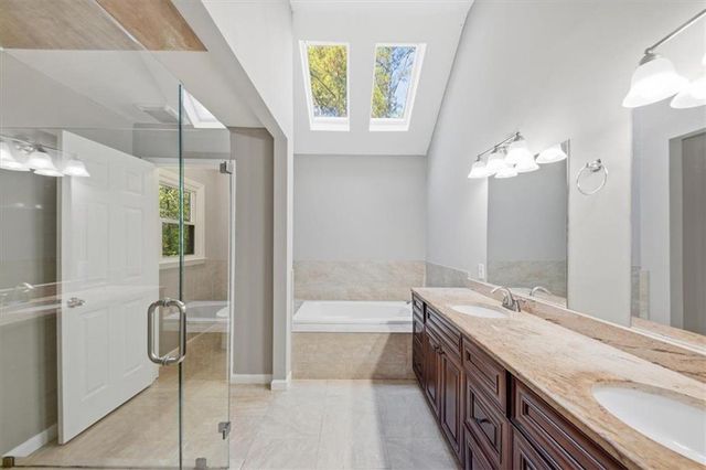 139 SHADOWLAKE SE Lane, Marietta, GA 30067