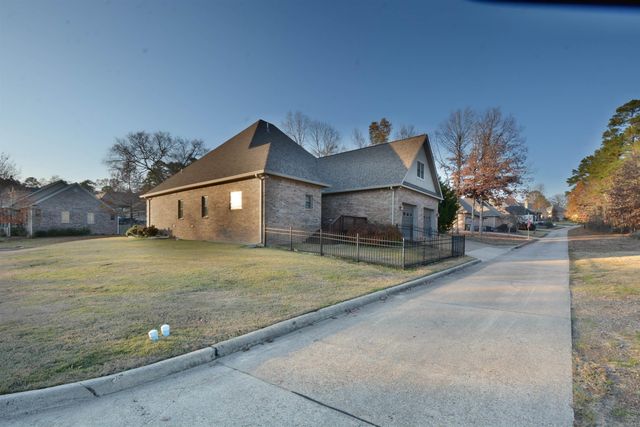 145 GARDENS GATE Drive, Hot Springs, AR 71913