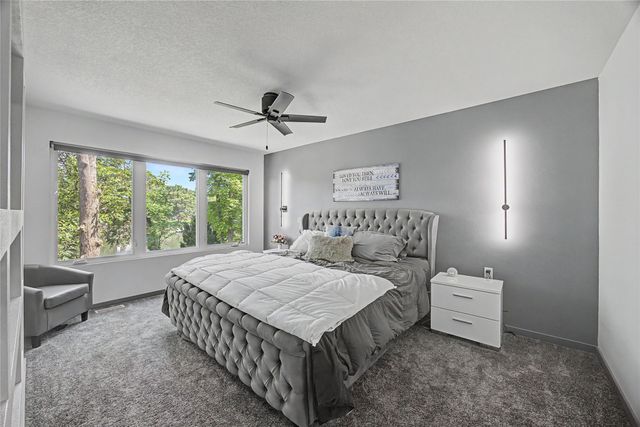 8328 Lakeshore Drive, Dexter, IA 50070