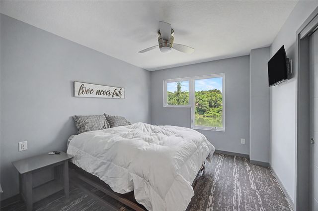 8328 Lakeshore Drive, Dexter, IA 50070