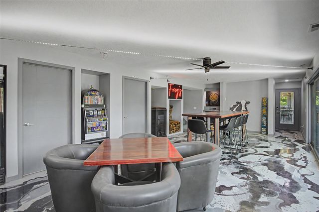 8328 Lakeshore Drive, Dexter, IA 50070