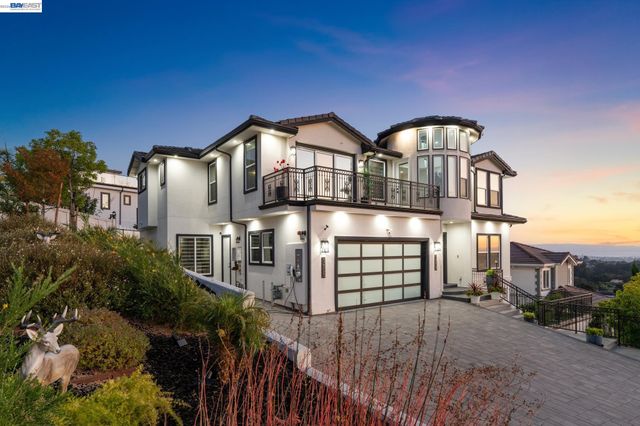 3606 Sarita St, Hayward, CA 94542
