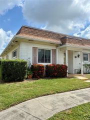 1674 S LAKE AVENUE 6, Clearwater, FL 33756