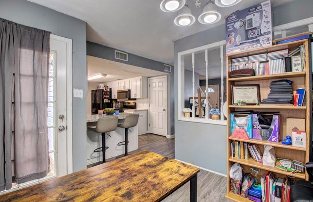 1507 Pine View Drive, Jacksonville, AR 72076