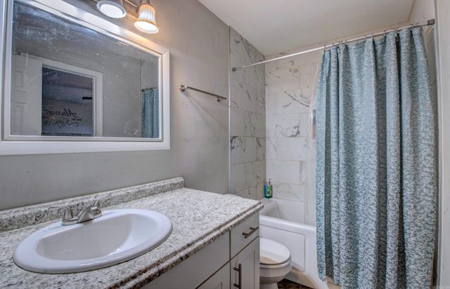 1507 Pine View Drive, Jacksonville, AR 72076