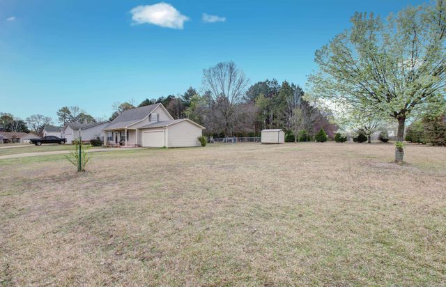 1507 Pine View Drive, Jacksonville, AR 72076