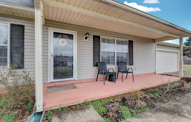 1507 Pine View Drive, Jacksonville, AR 72076