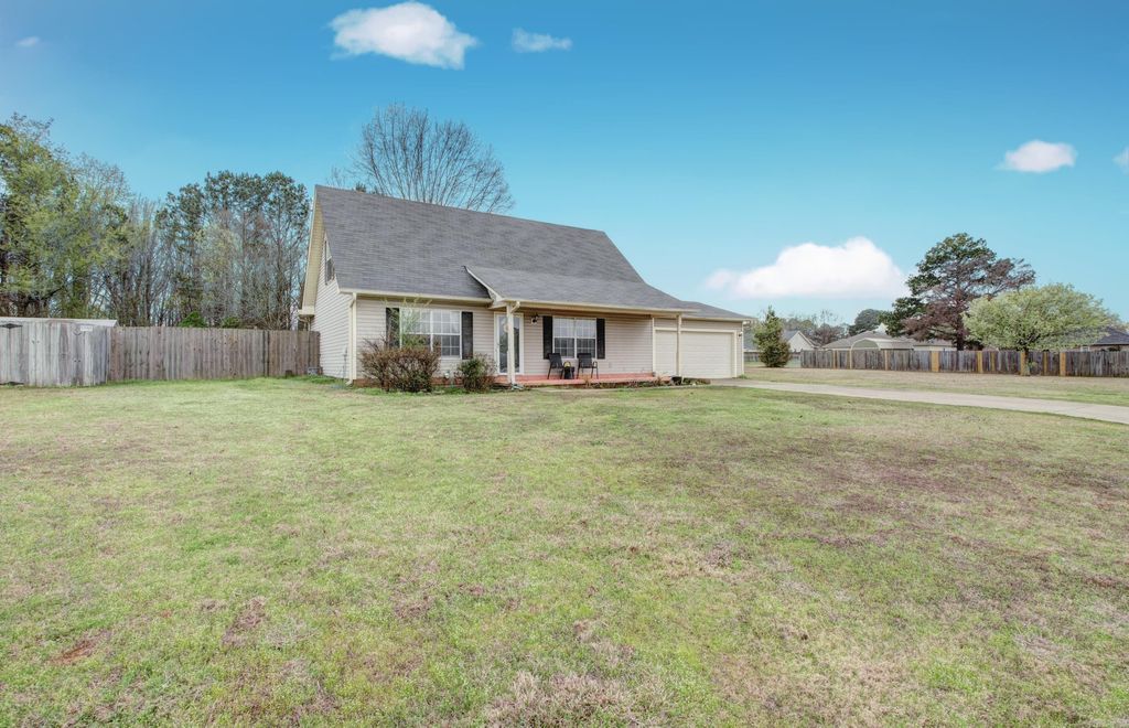 1507 Pine View Drive, Jacksonville, AR 72076