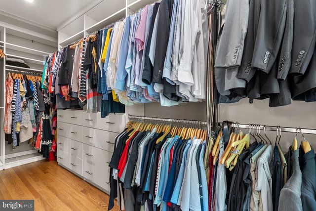 2815 39TH ST NW, Washington, DC 20007