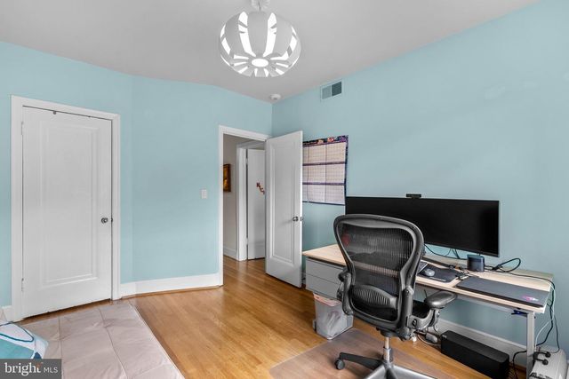 2815 39TH ST NW, Washington, DC 20007