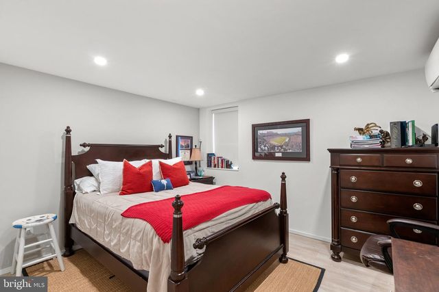 2815 39TH ST NW, Washington, DC 20007