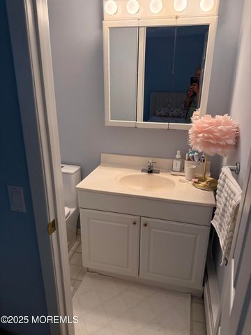 704 Dow Avenue, Oakhurst, NJ 07755