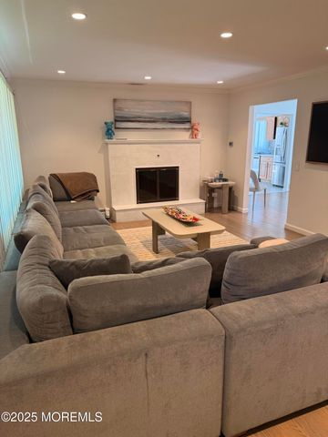 704 Dow Avenue, Oakhurst, NJ 07755