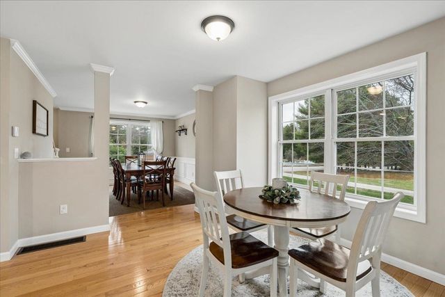 63 Chester Turnpike, Hooksett, NH 03106