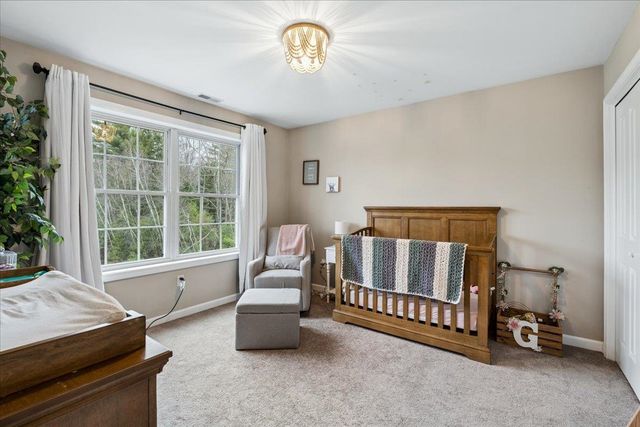 63 Chester Turnpike, Hooksett, NH 03106