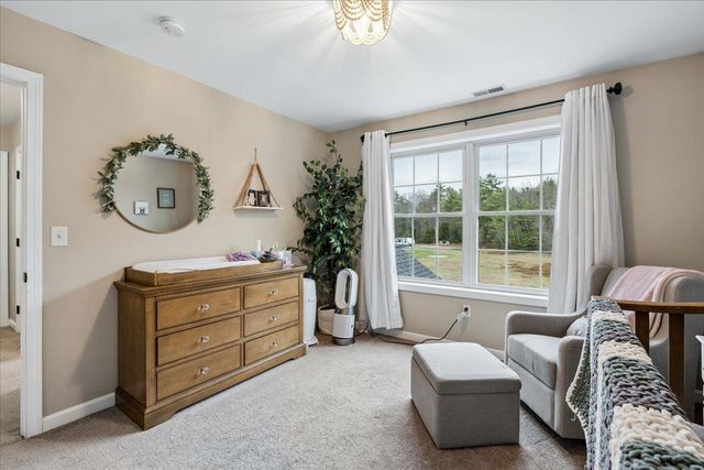 63 Chester Turnpike, Hooksett, NH 03106