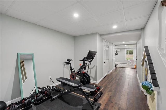 63 Chester Turnpike, Hooksett, NH 03106