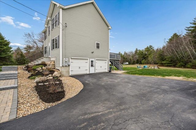 63 Chester Turnpike, Hooksett, NH 03106