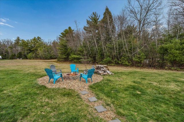 63 Chester Turnpike, Hooksett, NH 03106