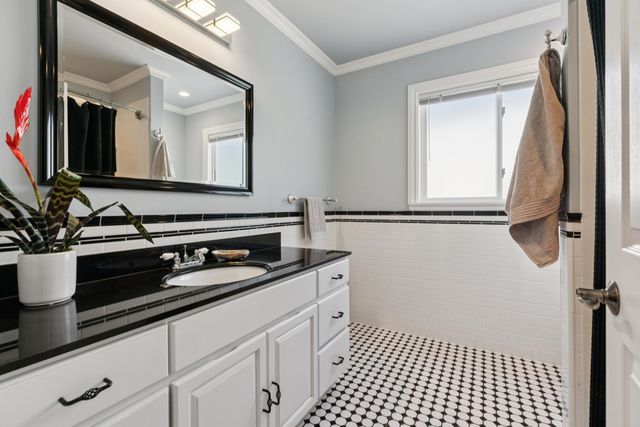 5406 5406 Sobrante Ave, El Sobrante, CA 94803