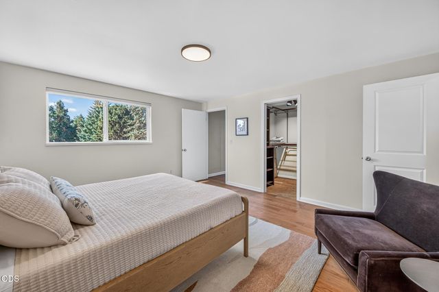 63928 Sunset Drive, Bend, OR 97703