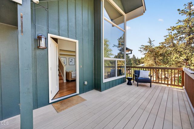 63928 Sunset Drive, Bend, OR 97703