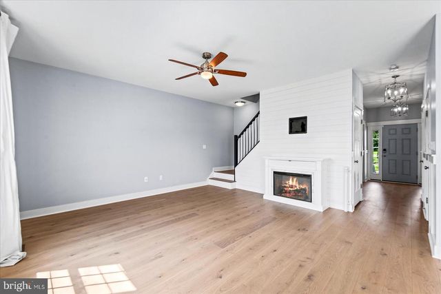 6654 SACAGAWEA ST, Ruther Glen, VA 22546
