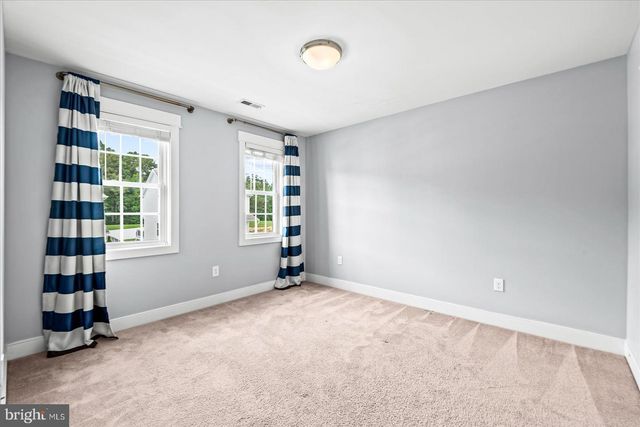 6654 SACAGAWEA ST, Ruther Glen, VA 22546