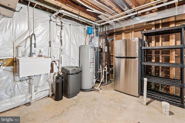 6654 SACAGAWEA ST, Ruther Glen, VA 22546