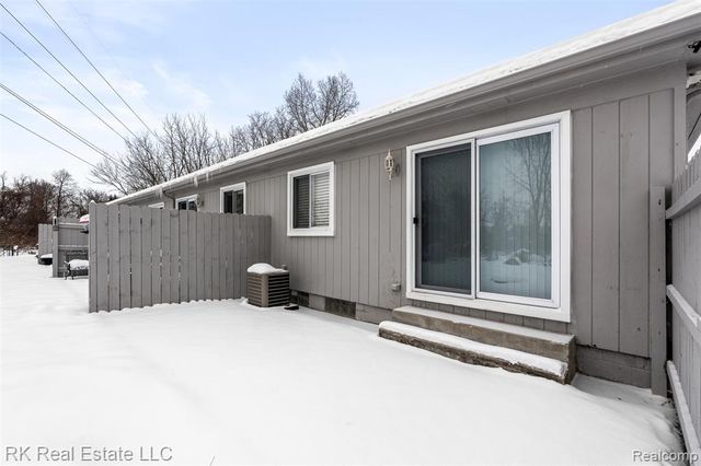 58629 Wallington, Washington, MI 48094