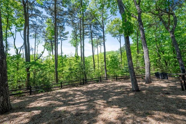 160 Bluestern Drive SE, Big Canoe, GA 30143