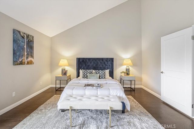 911 Van Ness Court, Costa Mesa, CA 92626