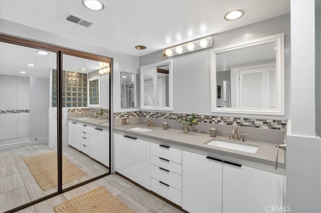 911 Van Ness Court, Costa Mesa, CA 92626