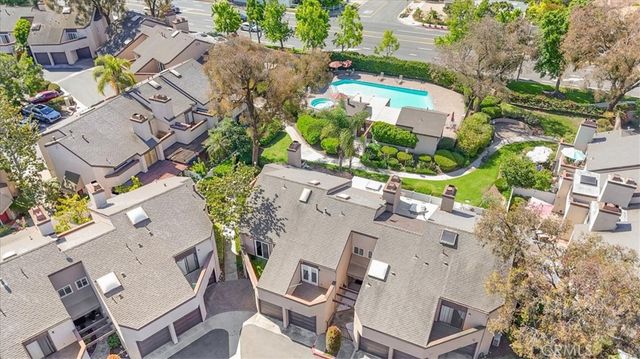911 Van Ness Court, Costa Mesa, CA 92626