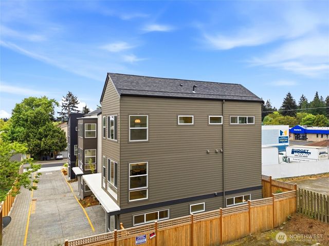 1512 NE 147th Street, Shoreline, WA 98155
