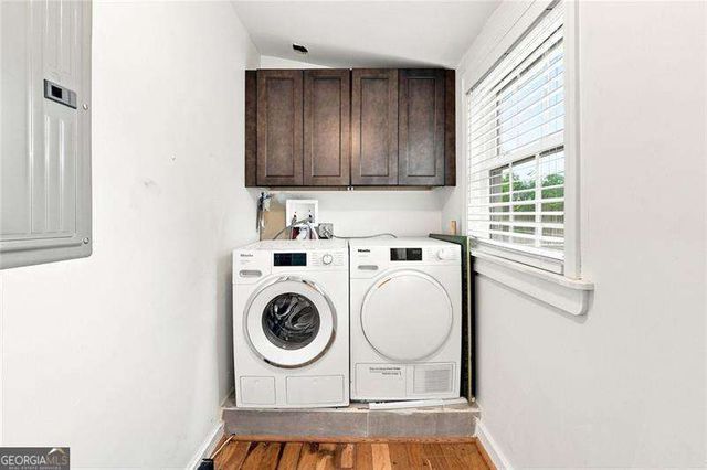 1911 Woodland Hills Avenue NW, Atlanta, GA 30318