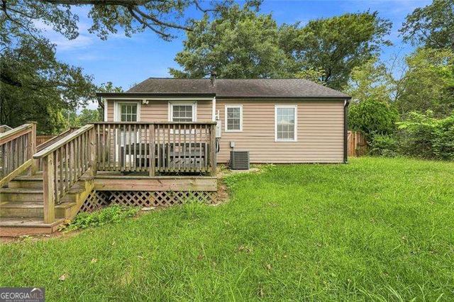 1911 Woodland Hills Avenue NW, Atlanta, GA 30318
