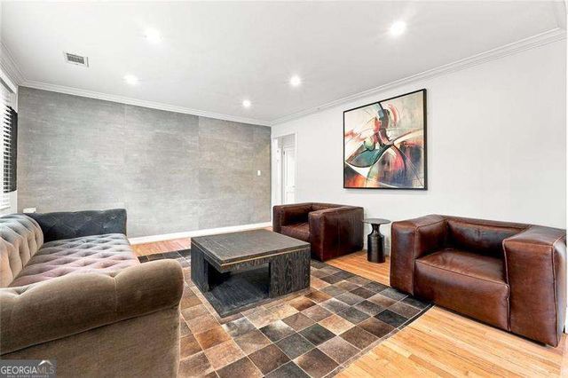 1911 Woodland Hills Avenue NW, Atlanta, GA 30318