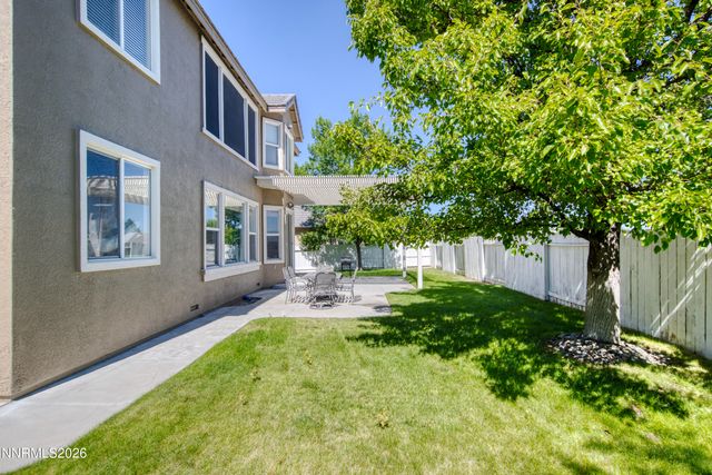 1870 Almonte Court, Sparks, NV 89436