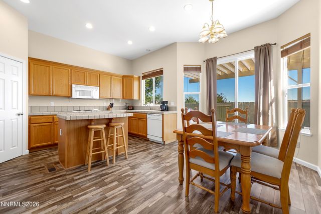 1870 Almonte Court, Sparks, NV 89436