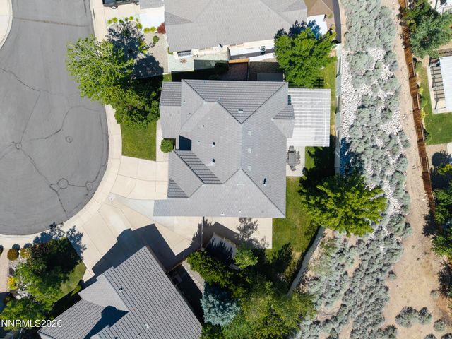 1870 Almonte Court, Sparks, NV 89436