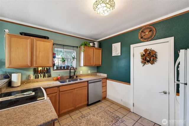 10920 47th Avenue SW, Lakewood, WA 98499