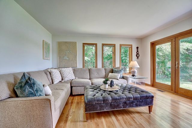 4 Cullen Bay Road, Dover, NH 03820