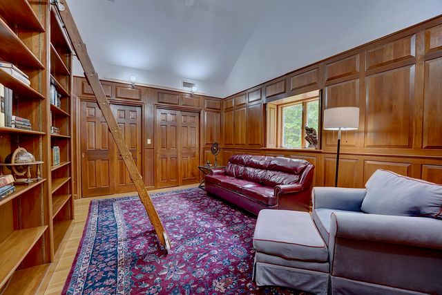 4 Cullen Bay Road, Dover, NH 03820