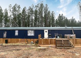 1661 Sassafras Stand Ridge Rd, Linden, TN 37096