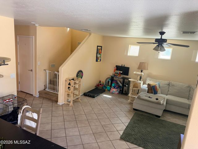 10590 E Pleasant Pasture Drive, Tucson, AZ 85747