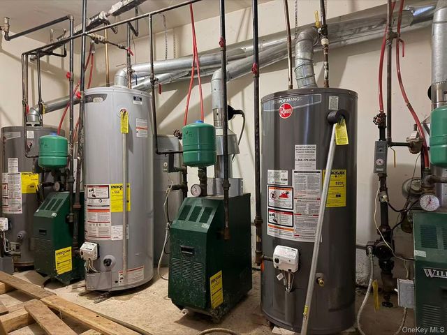 94-81 218th Street, Queens Village, NY 11428