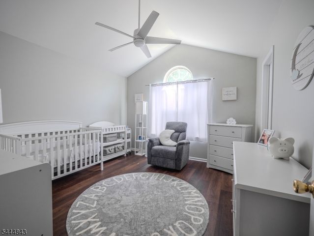 274 Morning Glory Ct, Readington Twp., NJ 08889