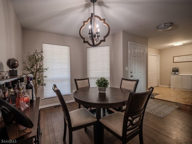 274 Morning Glory Ct, Readington Twp., NJ 08889