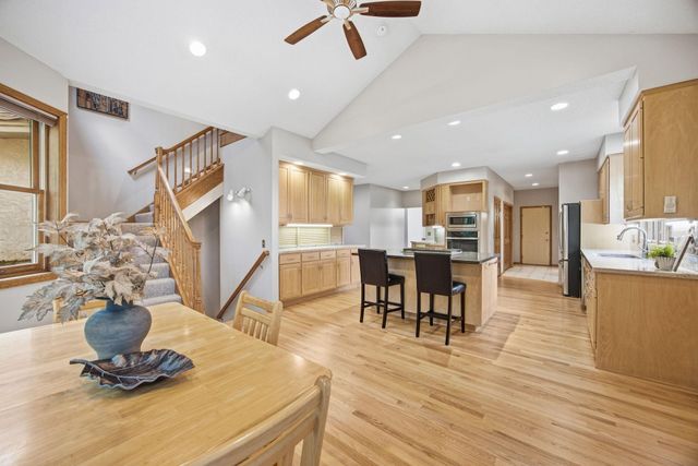 4320 Vinewood Lane N, Plymouth, MN 55442